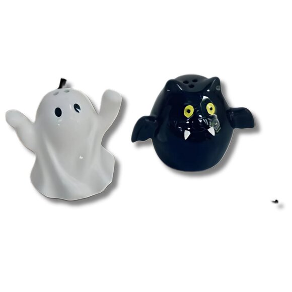 Vintage Halloween Bat & Ghost Salt and Pepper Shakers – Ceramic Kitchen Décor - Picture 4 of 7